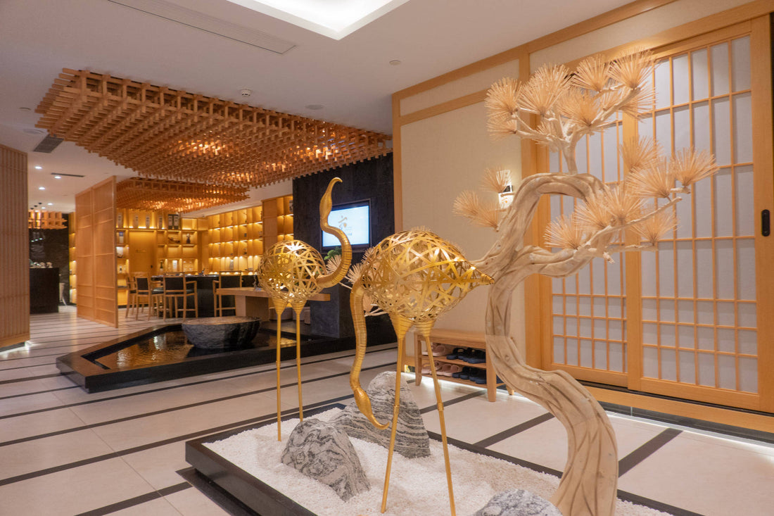 Vintage Revival: How to Choose Sculptures That Elevate Retro Interior Styles