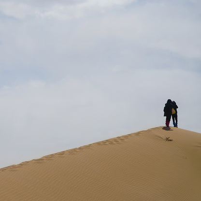 Desert-Yiwei Huang